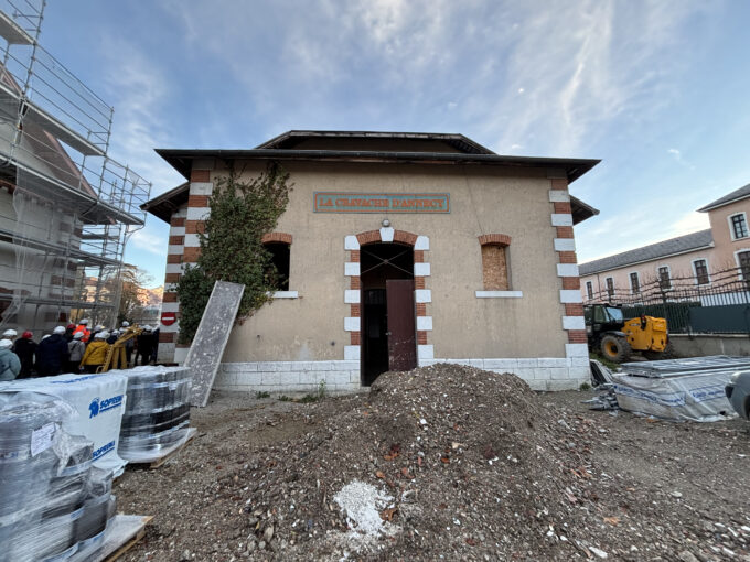 Haras annecy chantier avancement cravache cité du cinéma d'animation